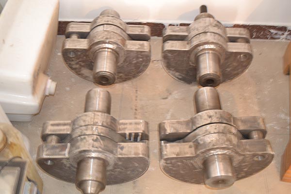 小松挖掘机纯正配件